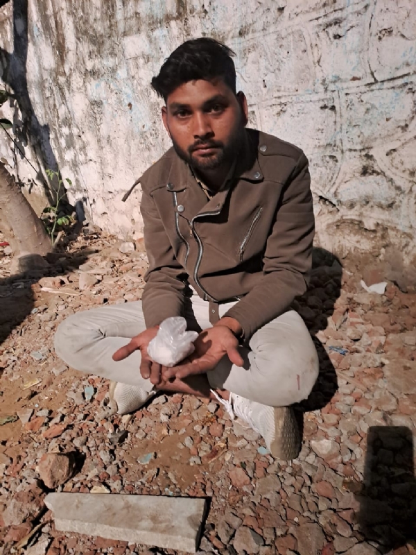 17 लाख रुपये की स्मैक के साथ तस्कर गिरफ्तार