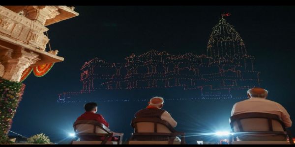 अरब सागर के आसमान पर सोमनाथ मंदिर के हजार साल की अद्भुत गाथा, प्रधानमंत्री मोदी हुए मंत्रमुग्ध