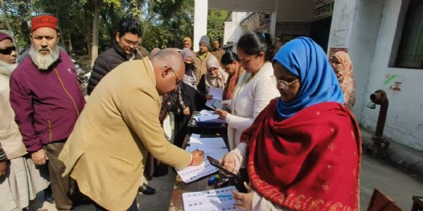 निर्वाचक नामावली के आलेख्य प्रकाशन में नाम न हाेने पर भरें फॉर्म-6 : जिलाधिकारी