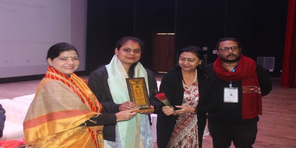 पर्यावरण फिल्म महोत्सव में डॉ. प्रियंका भारती ‘पृथ्वी मित्र पुरस्कार’ से सम्मानित