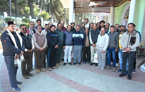 मुख्यमंत्री से प्रतिनिधिमंडल की भेंट मुख्यमंत्री से प्रतिनिधिमंडल की भेंट