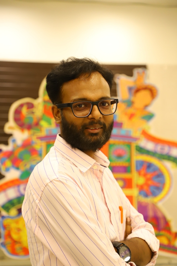 मुरादाबाद निवासी अभिनव चौहान।