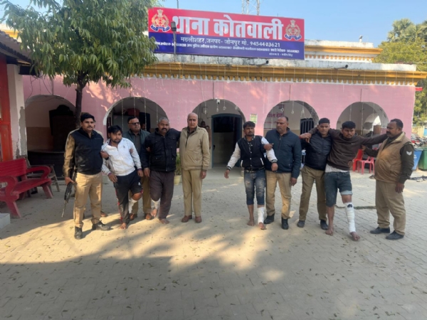 गिरफ्तार आरोपित अभियुक्त पुलिस अभिरक्षा में