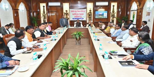 रायपुर : जनजातीय विकास को सांसद संकुल विकास परियोजना से मिलेगी गति : मुख्यमंत्री साय