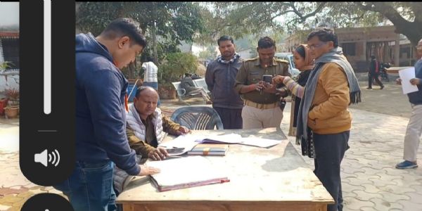 मेदिनीनगर की महिला पर्यवेक्षिका से नगद और जेवरात की ठगी, पुलिस जांच में जुटी