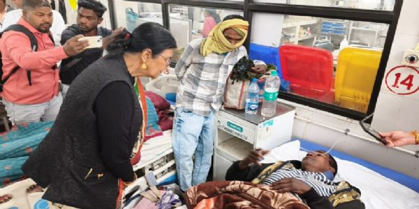 कोरबा : धान नहीं बिकने से परेशान किसान ने जहर खाकर की आत्महत्या की कोशिश