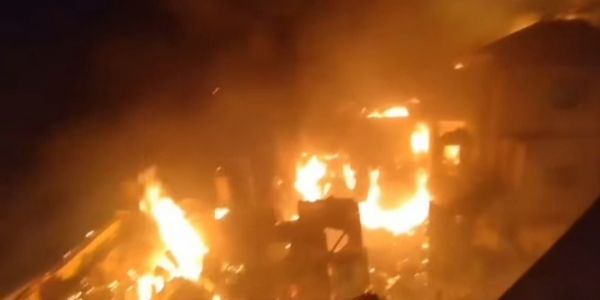 अर्की में आधी रात भड़की आग में एक बच्चे की मौत, दो गंभीर रूप से घायल