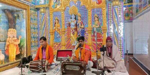 श्री राधा–कृष्ण प्रणामी मंदिर में भंडारा संपन्न