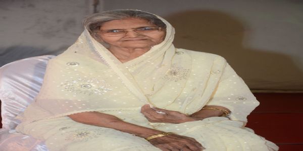 वरिष्ठ पत्रकार कवि रमेश गौड़ की पत्नी पुष्पा गौड़ का निधन