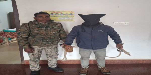 ब्राउन शुगर और हिरोईन के साथ तीन गिरफ्तार