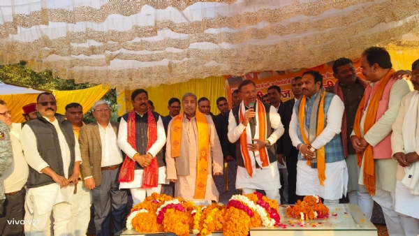 भाजपा प्रदेश अध्यक्ष और विनय कटियार