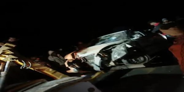 तेज रफ्तार कार ने तीन लोगों को कुचला, नौ साल की मासूम की मौत