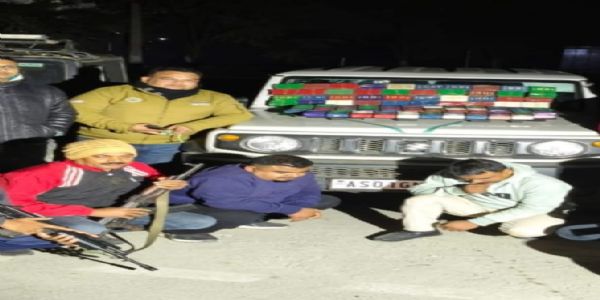 ग्यारह करोड़ मूल्य की हेरोइन बरामद, दो तस्कर गिरफ्तार