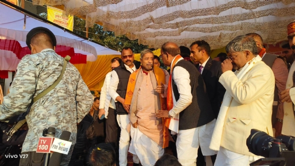 भाजपा प्रदेश अध्यक्ष और विनय कटियार