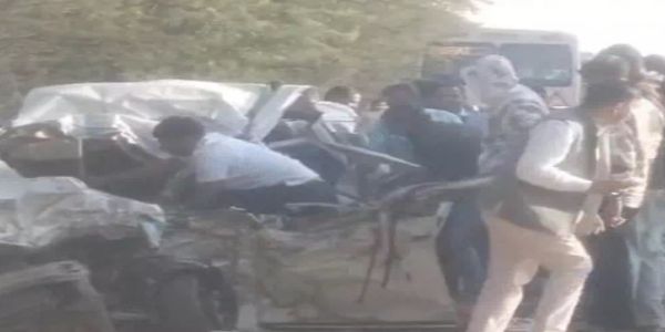 (अपडेट) सीकर में ट्रक और कार की भिड़ंत में एक ही परिवार की सात महिलाओं की मौत