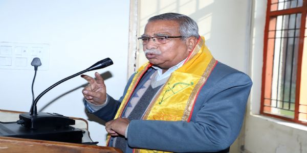 पत्रकारिता के छात्रों को खबर पहचानने की हो समझ : अंजनी निगम