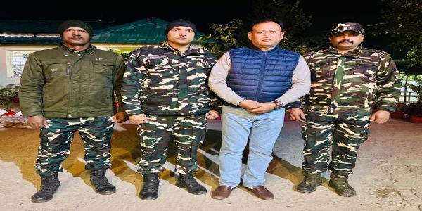 दोहरी नागरिकता के आरोप में एसएसबी ने नेपाली नागरिक को पकड़ा