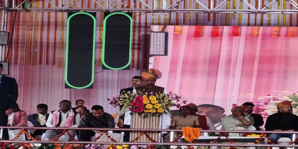 मुख्यमंत्री साय ने तातापानी महोत्सव का किया भव्य शुभारंभ, 667 करोड़ से अधिक के 211 विकास कार्यों का लोकार्पण–शिलान्यास