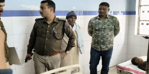 तीन बच्चों संग माँ ने खाया जहर, पांच वर्षीय बेटे की मौत