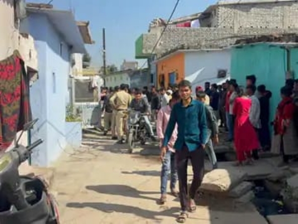 कोरबा में बड़ा हादसा: हाईटेंशन लाइन की चपेट में आए मजदूर, सिलेंडर फटने से दहशत