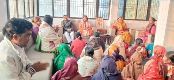 कार्यक्रम में शामिल लोग