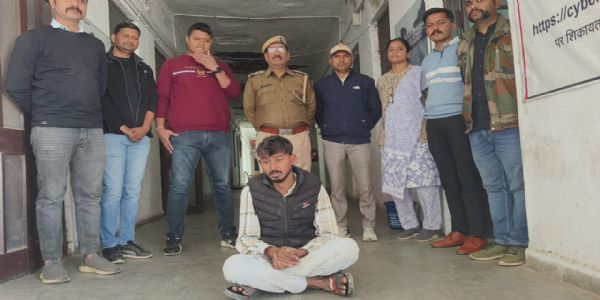 जयपुर में फर्जी कॉल सेंटर चलाकर ठगी करने वाले अलवर के मास्टरमाइंड को डूंगरपुर पुलिस ने किया गिरफ्तार