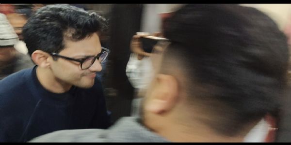 तातापानी महोत्सव : संध्या प्रस्तुति से पहले रामानुजगंज पहुंचे आदित्य नारायण