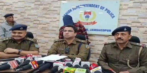 हथियार के साथ युवक गिरफ्तार