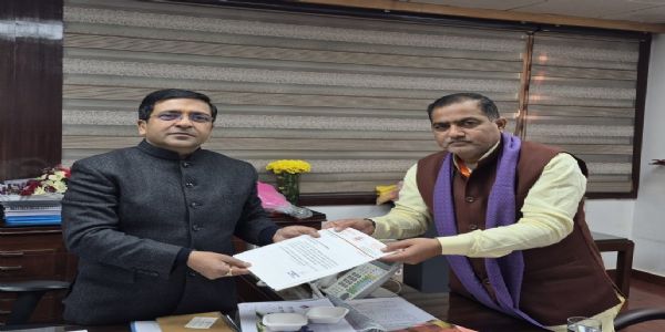 यूपी पाॅवर काॅरपोरेशन के अध्यक्ष से मिले कुंदरकी विधायक ठाकुर रामवीर सिंह