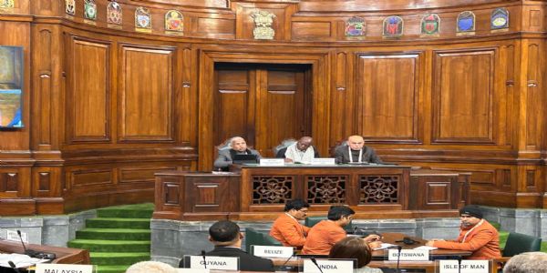 राष्ट्रमंडल देशों की संसदों के अध्यक्षों और पीठासीन अधिकारियों के 28वें सम्मेलन में संसद में एआई के अपनाए जाने पर आयोजित कार्यशाला में व्यक्त करतेेे