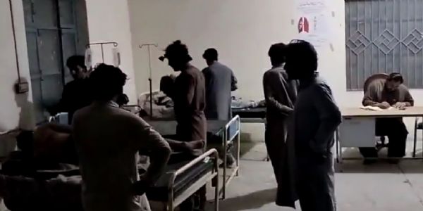बलोचिस्तान के अस्पताल में घायलों को भर्ती कराया गया। फोटो - द बलोचिस्तान पोस्ट