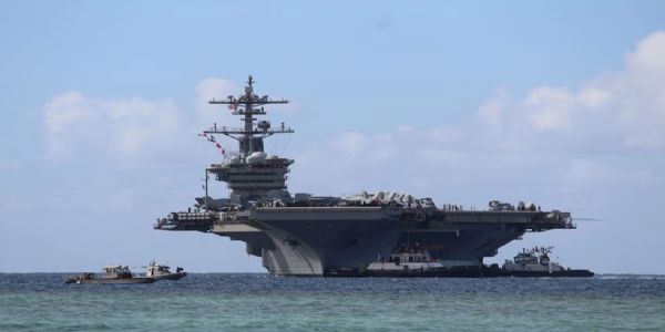 ईरान से तनाव के बीच अमेरिकी युद्धपोत यूएसएस अब्राहम लिंकन मिडिल ईस्ट रवाना