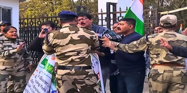 डीएसपी इंटक ने नगर सेवा विभाग के प्रशासनिक भवन के समक्ष किया प्रदर्शन