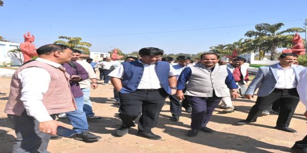 रायपुर साहित्य उत्सव’ की तैयारियों का कलेक्टर ने किया निरीक्षण