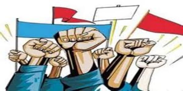 भोपाल: प्रदेश के कर्मचारियों की लंबित मांगों को लेकर आज मंत्रालय के सामने विरोध प्रदर्शन