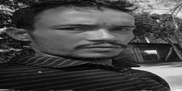 दीवार से टकराई बाइक, दो की मौत