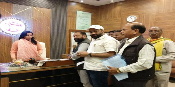 सिवनीः मतदाता सूची में गड़बड़ी का आरोप, दावे–आपत्तियों की जांच को लेकर कांग्रेस का कलेक्टर से आग्रह