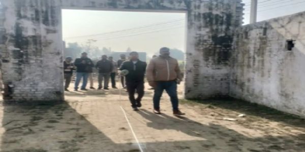 संभल के सिरसी में सरकारी भूमि पर बने मिले मदरसा और मकान