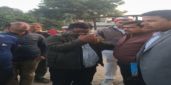 गौशाला में पांच गोवंशों की मौत पर पशु चिकित्सक समेत दो के खिलाफ केस दर्ज