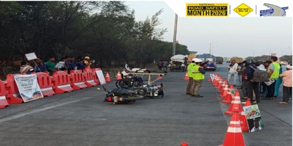 राष्ट्रीय सड़क सुरक्षा माह : रायपुर-बिलासपुर हाइवे पर चलाया गया जागरूकता अभियान