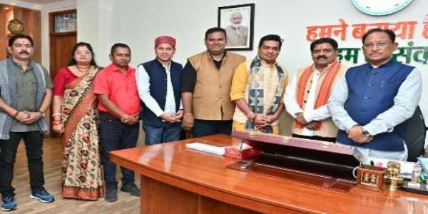 रायपुर : मुख्यमंत्री साय से रायपुर प्रेस क्लब के नवनिर्वाचित पदाधिकारियों की सौजन्य मुलाकात