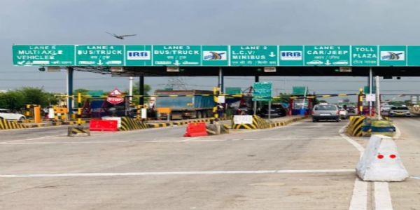 टोल प्लाजा पर वाहन के रजिस्ट्रेशन नंबर से जुड़े दस्तावेजों की हाेगी डिजिटली जांच, कटेगा चालान