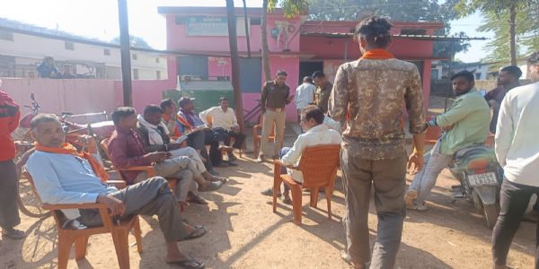 मतांतरित महिला का शव का अंतिम संस्कार करने से ग्रामीणों ने किया विरोध