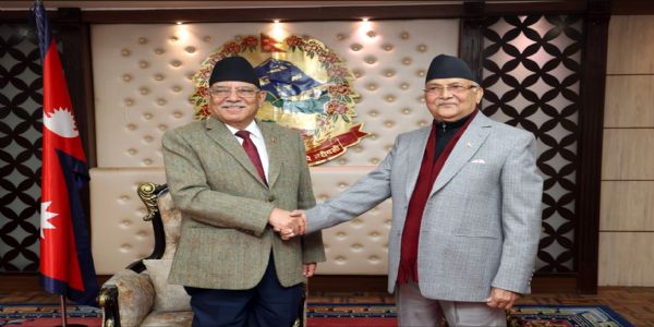 ओली और प्रचण्ड में मुलाकात