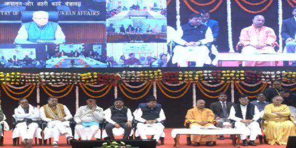 वर्चुअल संबोधित करते केंद्रीय मंत्री मनोहर लाल खट्टर