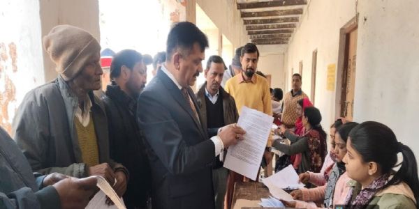 सभी पात्र व्यक्तियों को मतदाता सूची में शामिल किया जाना चाहिए: जिलाधिकारी