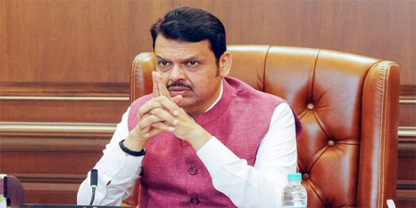 वर्ल्ड इकोनॉमिक फोरम 2026 में भाग लेने के लिए देवेंद्र फडणवीस दावोस रवाना