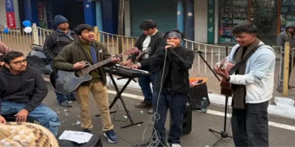 विंटर फेस्ट में ‘जैम एट स्ट्रीट’ बना आकर्षण, सड़कों पर उमड़ा शहर का उत्साह