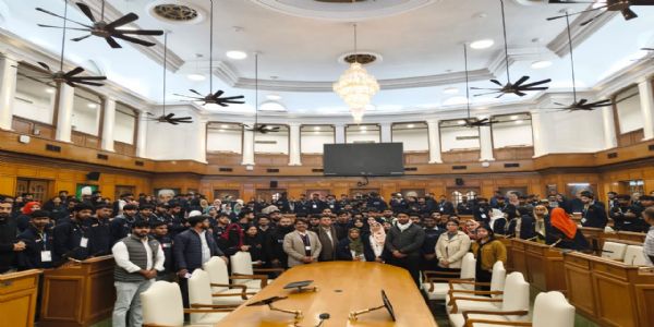 कश्मीरी युवा विनिमय कार्यक्रम के तहत 170 युवाओं ने किया दिल्ली विधानसभा का भ्रमण