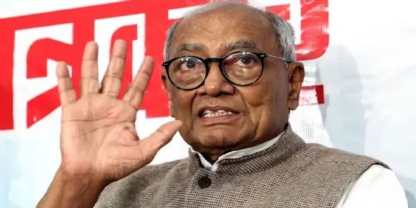 कांग्रेस के वरिष्‍ठ नेता दिग्‍विजय सिंह (फाइल फोटो)